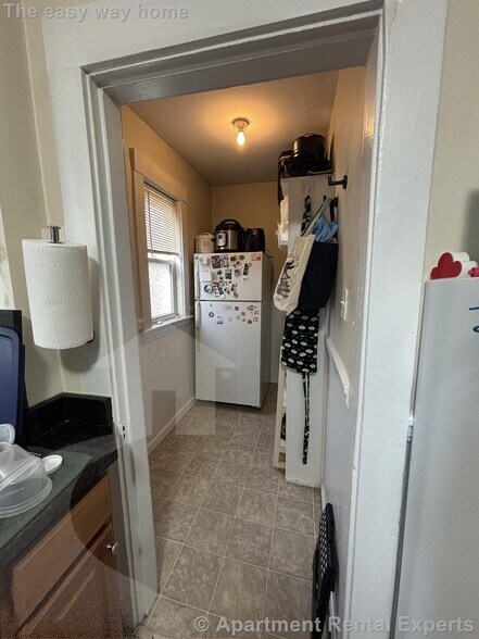 Building Photo - 9 Orrin St