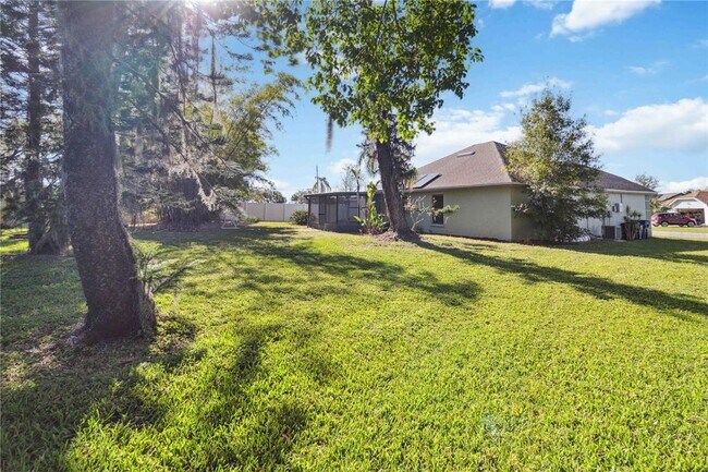 Building Photo - 3509 65th Ave Cir E