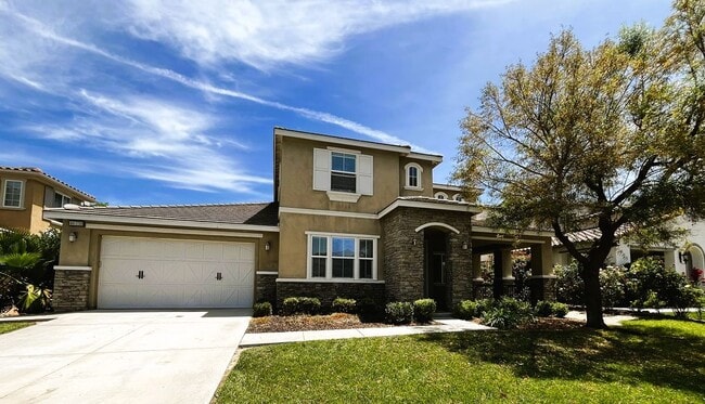 Building Photo - 46338 Durango Dr