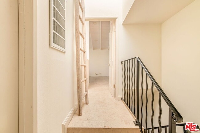 Building Photo - 36 Navy St