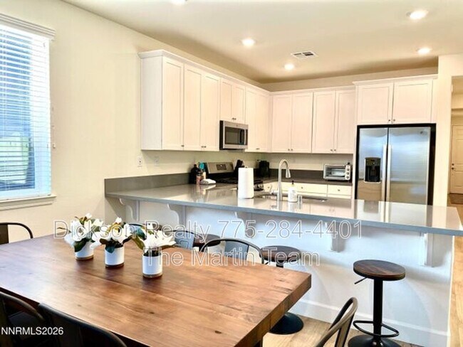 Building Photo - 1993 Zidane Dr