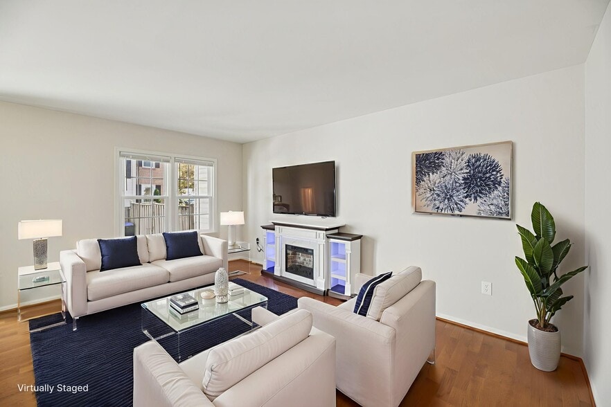 Building Photo - 9934 Longford Ct