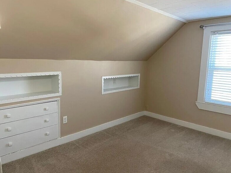 Building Photo - 31 Tremont St