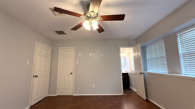 Building Photo - 6007 Dryad Dr
