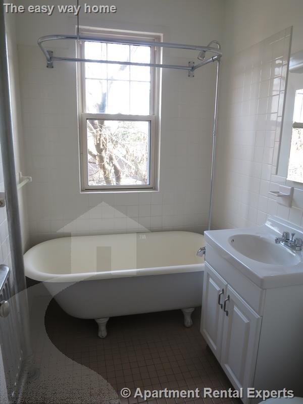 Building Photo - 155 Summer St