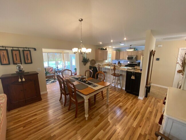 Building Photo - Beautiful Over Sized TURNKEY SEASONAL 2 bed 2 bath Rental on Golf Course in Polo Ridge