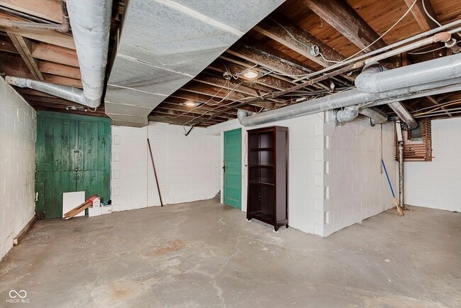 Building Photo - 5033 N Pennsylvania St