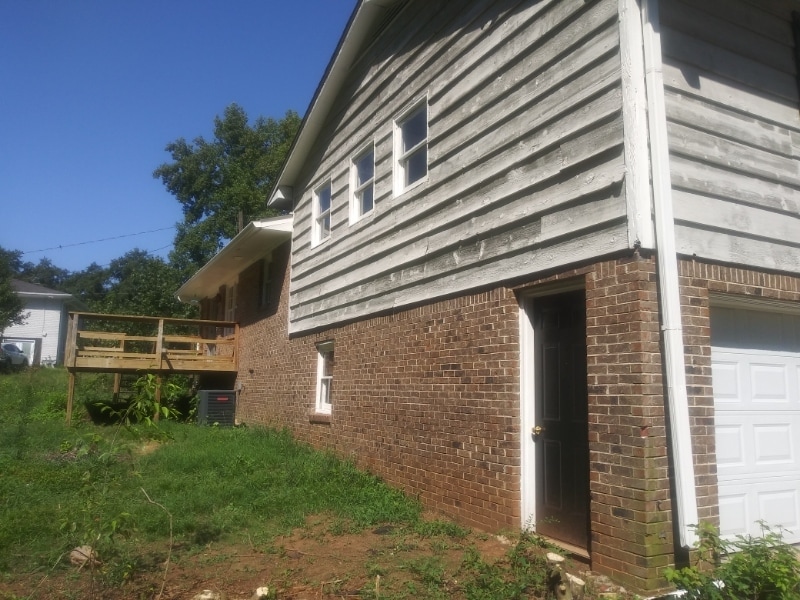 Building Photo - 3150 Sandy Plains Rd