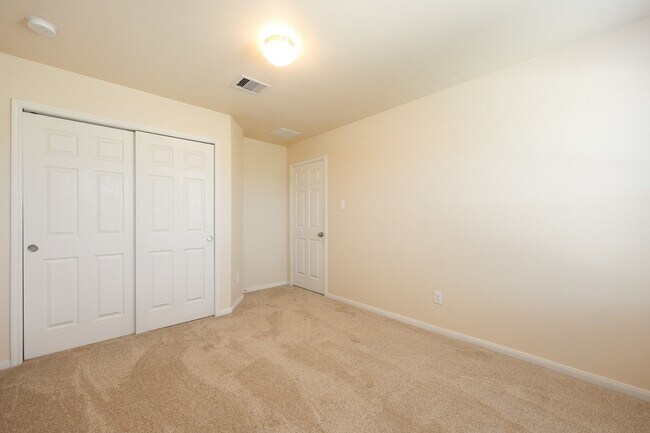 Building Photo - 4155 Falvel Cove Dr