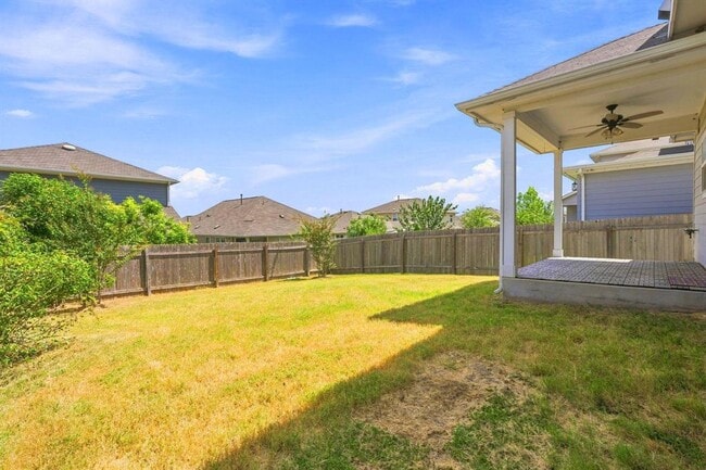 Building Photo - 10221 Forest Grove Dr