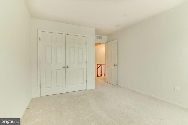 Building Photo - 45770 Winding Branch Terrace
