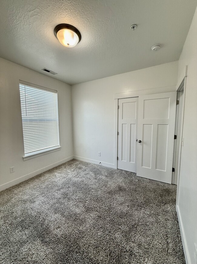 Building Photo - 1809 W Terra Vista Ln