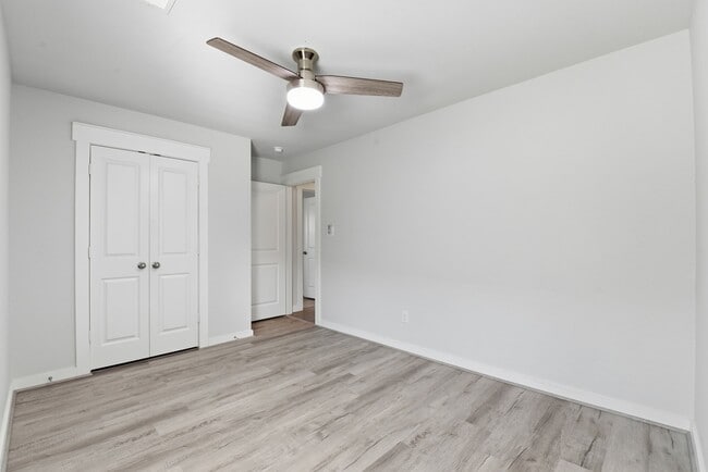 Building Photo - 12411 Southern Trail Ct