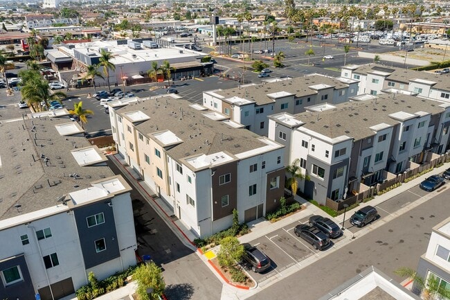 Building Photo - 14055 Ruby Ln