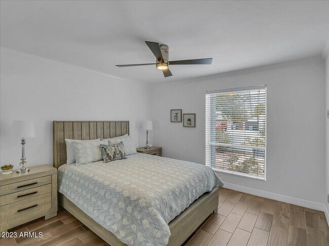 Building Photo - 3351 E Las Rocas Dr