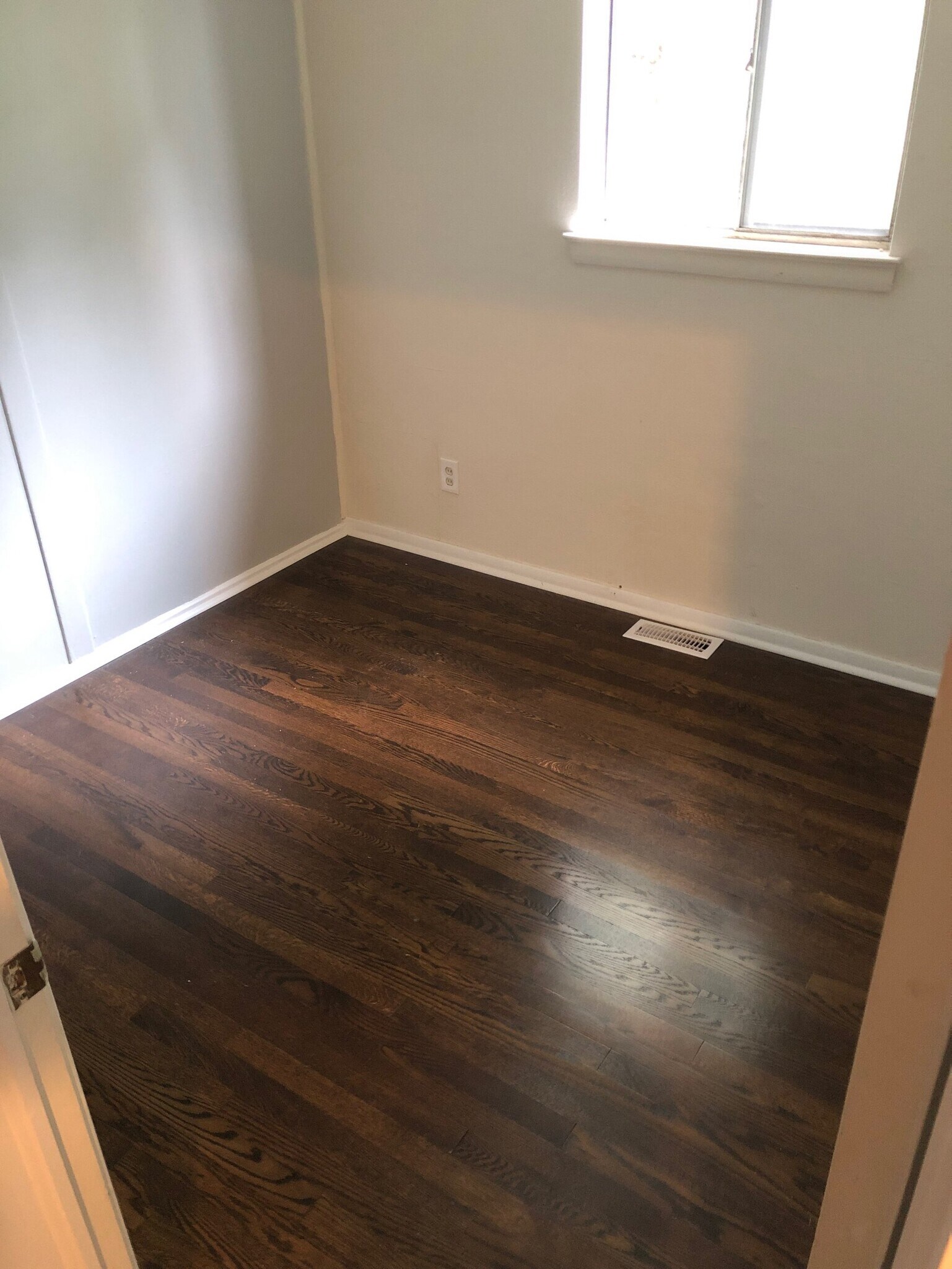 Building Photo - 301 Pepper Mill Ct