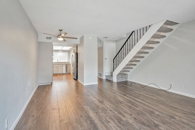 Building Photo - 2 Story Townhome
