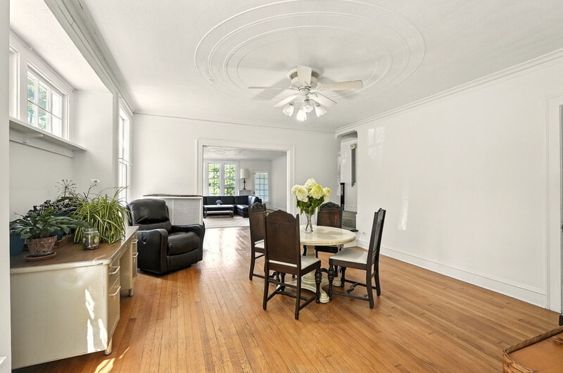 shown furnished - 2341 S Overlook Rd