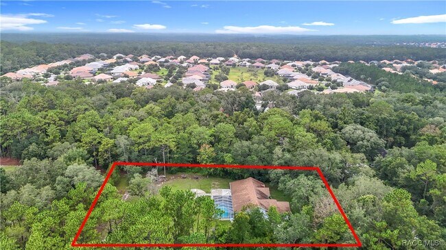 Building Photo - 884 W Massachusetts St