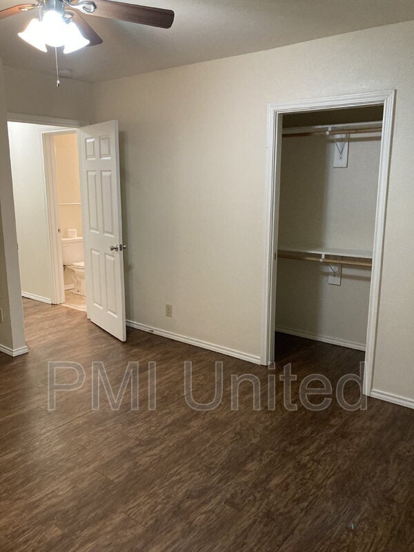 Building Photo - 417 N Bradshaw St