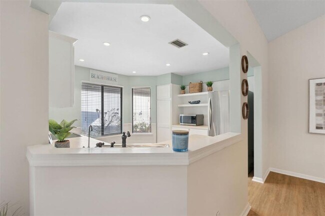 Building Photo - Live the Island Life – Just 1,000 Feet fro...