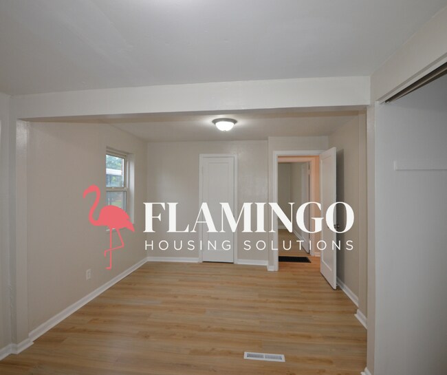 Building Photo - 373 Harriet St