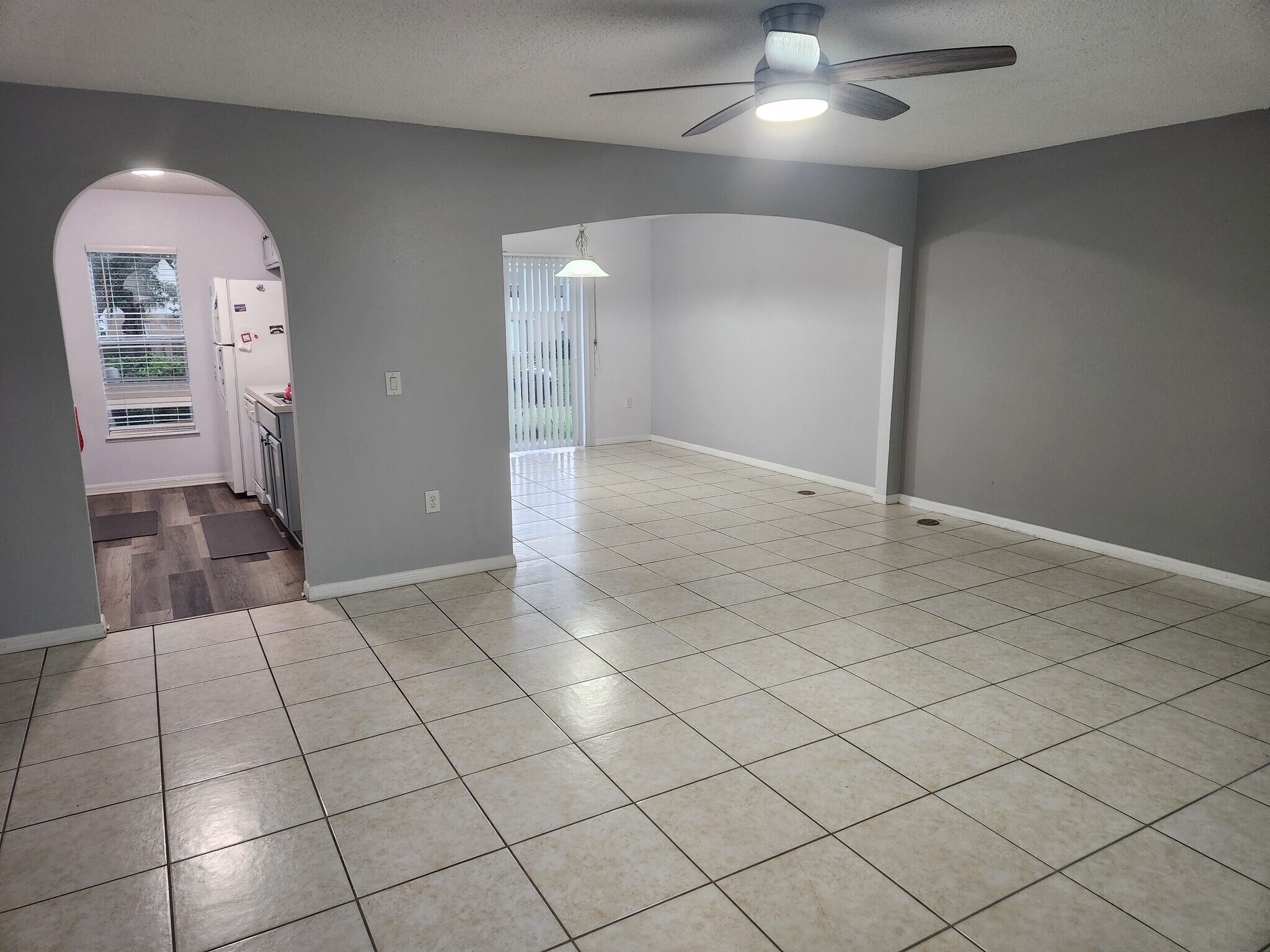 Building Photo - 9965 Ashburn Lake Dr