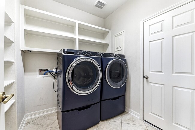 Building Photo - 29114 Weldons Forest Ct