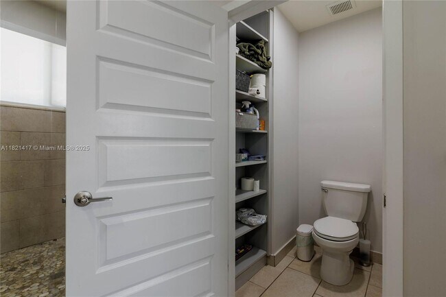 Building Photo - 4714 NW 84th Ct