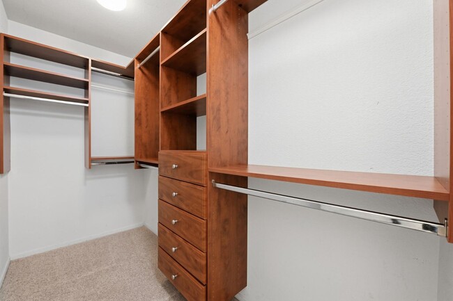 Building Photo - 1446 Trouville Ln