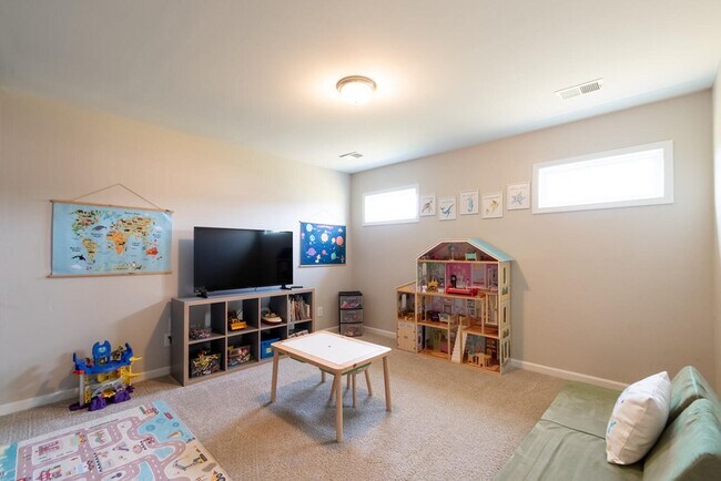Building Photo - 510 Kittiwake Ln