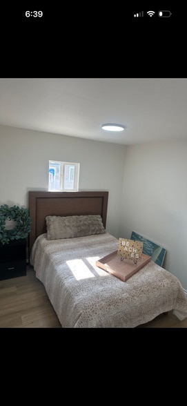 Building Photo - 116 W Arbor St