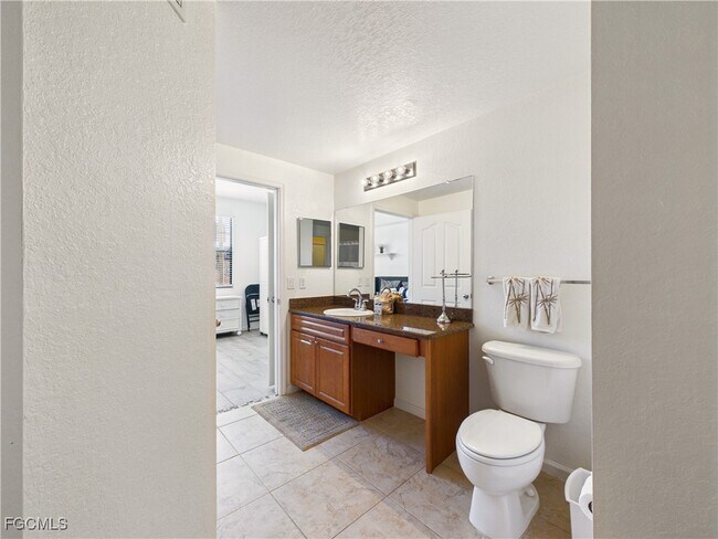 Building Photo - 12960 Positano Cir