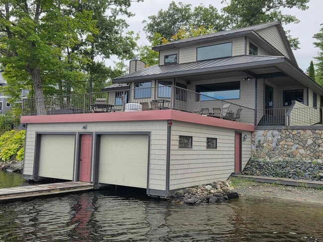 Building Photo - 20 Bonardi Dr