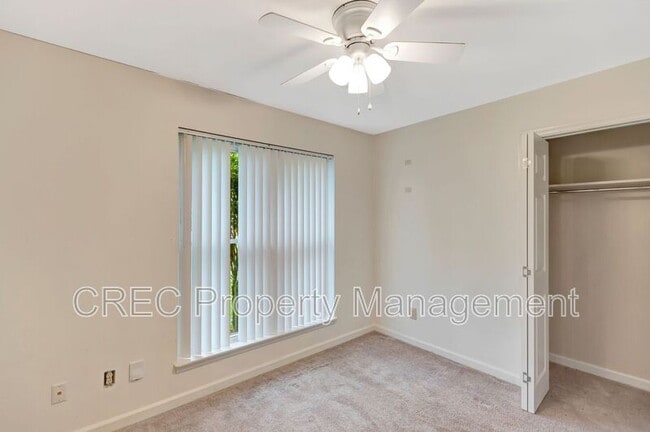 Building Photo - 412 Fox Hunt Rd