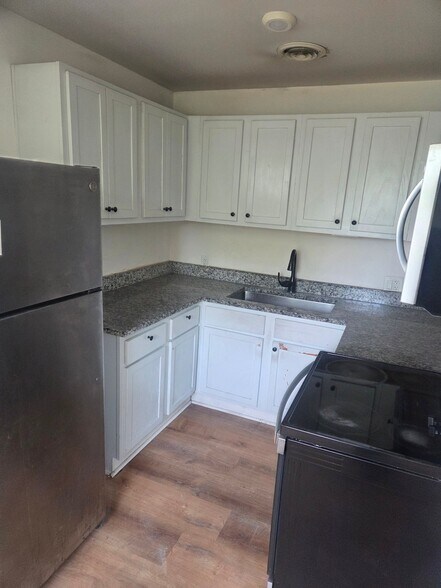 Building Photo - 2053 Marsia Ln