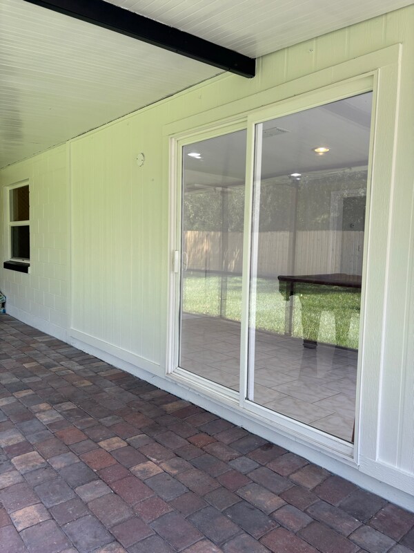 Building Photo - 668 Riverwoods Cir