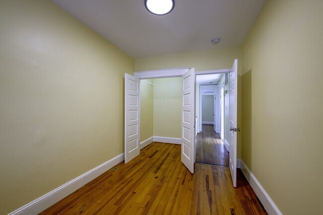 Building Photo - 5518 13th St NW