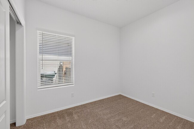 Building Photo - 280 Prism Ave SW
