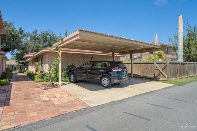 Building Photo - 41 N 15th St