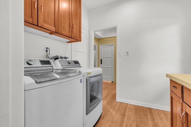 Building Photo - 6500 Olympic Pl