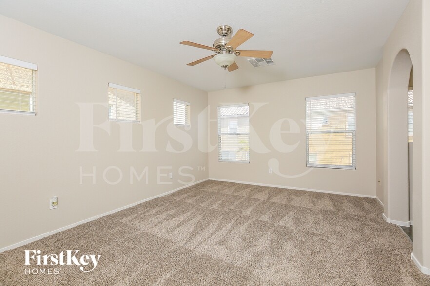 Building Photo - 9274 William Hill Ave