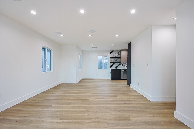 Building Photo - 4573 Triggs St