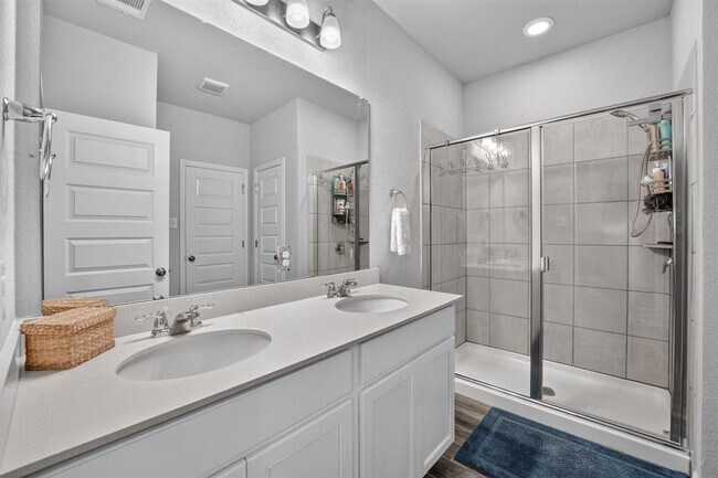 Building Photo - 105 Drifter Ln