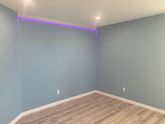 Building Photo - 2641 Emerald Island Blvd