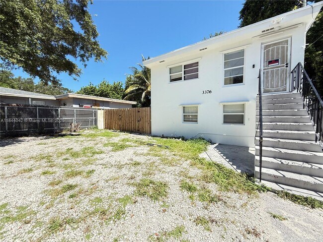 Primary Photo - 3376 NW 49th St