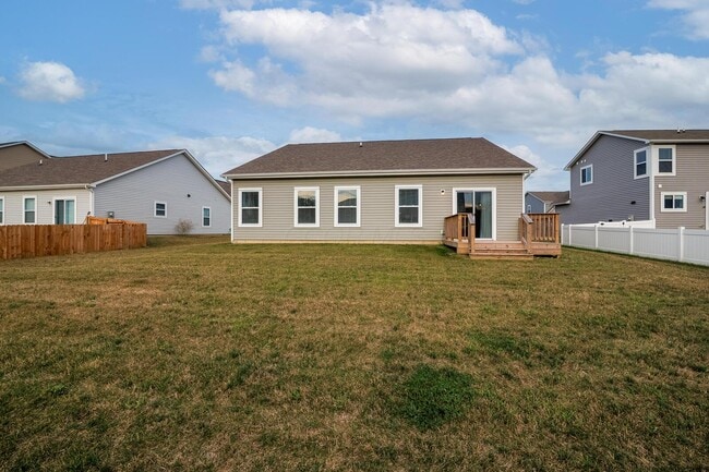 Building Photo - 468 Rochdale Run