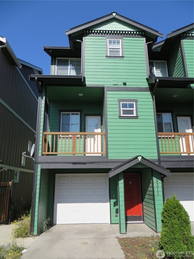 Building Photo - 4311 S Puget Sound Ave