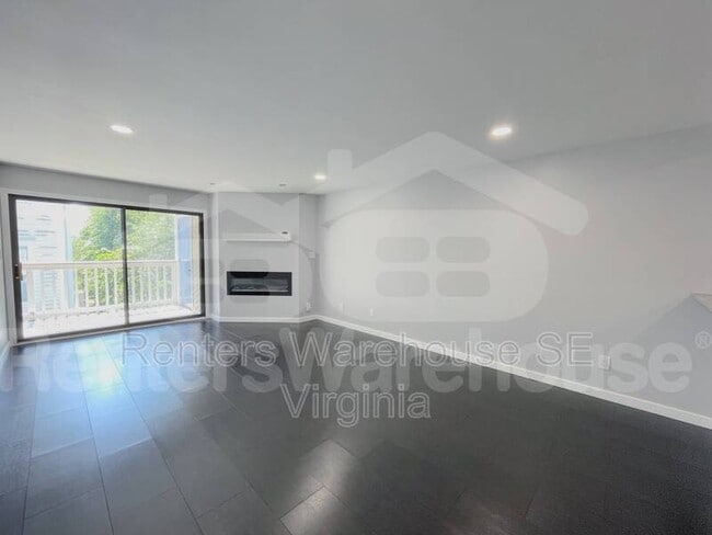 Building Photo - 2325 Sea Shell Rd