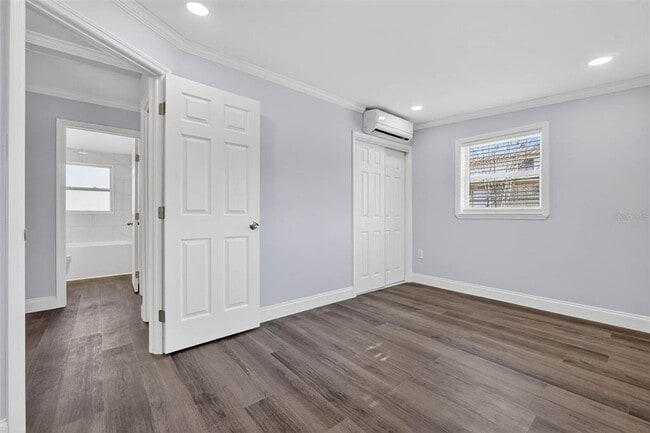 Building Photo - 4505 Cottonwood Dr